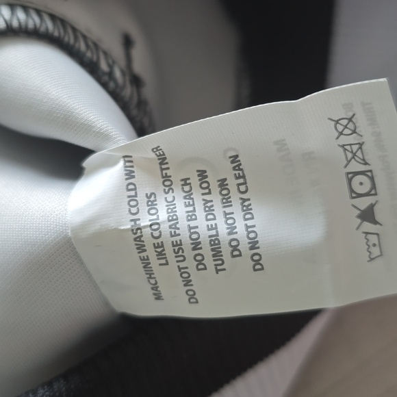 C&C California Womens Neoprene Camo Bomber Jacket NWT  Size XS - Picture 9 of 12